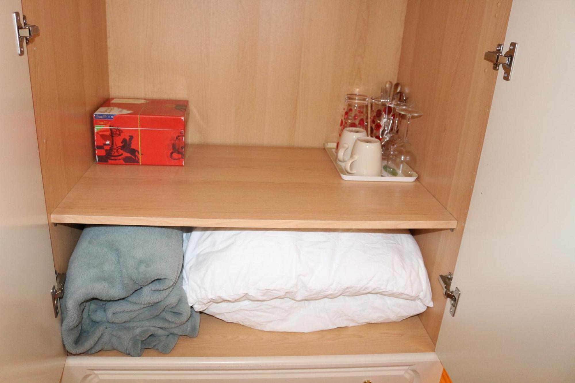 Ensuite Master Bedroom, Private Bathroom, Inside Family Home, Walking Distance To Harry Potter Watford  Exteriör bild